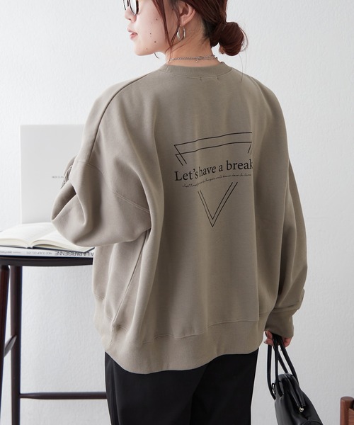 Remind me and forever(リマインドミーアンドフォーエバー)の「【大ヒットアイテム】トライアングルロゴ裏起毛スウェット(スウェット・レディース・スミクロ/ベージュ/ライトベージュ/ブルー・FREE)」の5枚目の写真