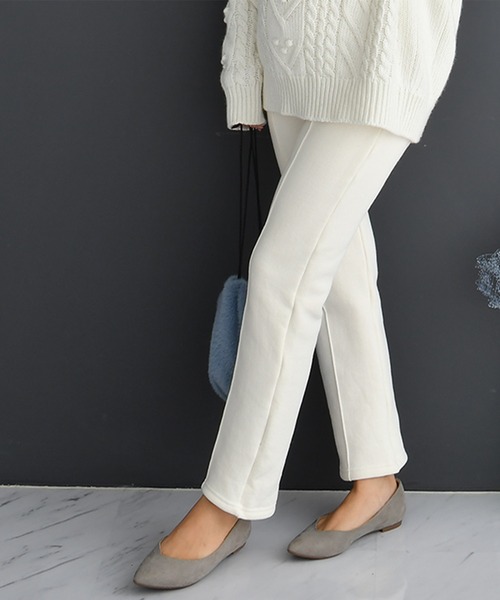 CHOCOA（チョコア）の「裏起毛ラクラク美脚パンツ（マタニティウェア/グッズ・レディース・ホワイト/ブラック/チャコール・FREE）」の6枚目の写真