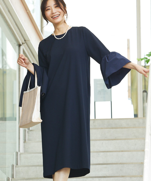 abahouse mavie（アバハウスマヴィ）の「プリーツパーティーサブバッグ/オケージョンバッグ/セミオケ（トートバッグ・レディース・ベージュ/ブラック・フリー）」の4枚目の写真