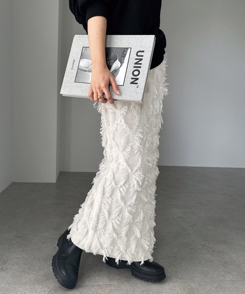 andme(アンドミー)の「カットフリンジニットタイトスカート(スカート・レディース・ブラック/アイボリー/グレー・M)」の18枚目の写真