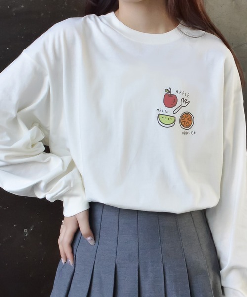 spiritoso(スピリトーゾ)の「【spiritoso】フルーツプリントTシャツ(CP)(Tシャツ/カットソー・レディース・サーモンピンク/オフホワイト・F)」の5枚目の写真