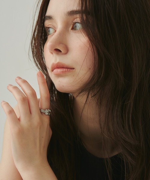 ciite' surgical stainless（シーテサージカルステンレス）の「【 金属アレルギー対応 】 ノットデザインリング サージカルステンレス （リング・レディース・ゴールド/シルバー・11号/13号）」の16枚目の写真