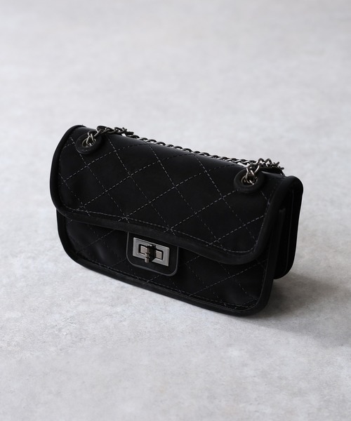 Riberry（リベリー）の「マットキルティングチェーンショルダーバッグ（ショルダーバッグ・レディース・ブラック・FREE）」の6枚目の写真