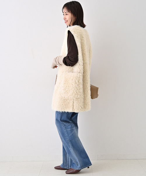 SLOBE IENA(スローブイエナ)の「ECOPELフェイクムートンベスト(ベスト・レディース・ベージュ・FREE)」の6枚目の写真
