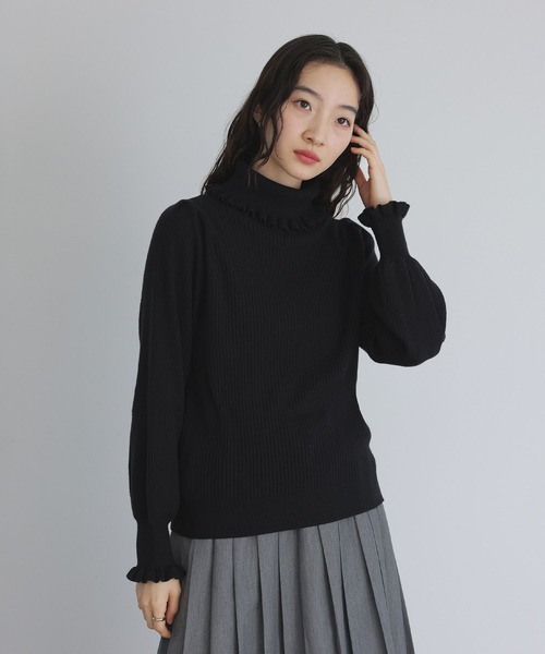 somari imagination（ソマリ イマジネーション）の「『フリルタートルネックニットプルオーバー』（ニット/セーター・レディース・ブラック/アイボリー/ブルー/ボルドー・2/1）」の10枚目の写真