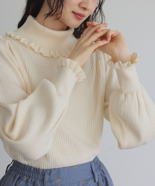 somari imagination（ソマリ イマジネーション）の「『フリルタートルネックニットプルオーバー』（ニット/セーター・レディース・ブラック/アイボリー/ブルー/ボルドー・2/1）」の15枚目の写真