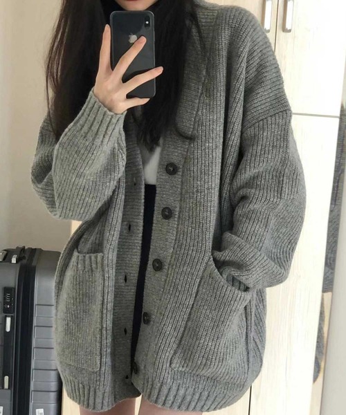 SPIGA（スピーガ）の「オーバーサイズポケ付リブニットカーディガン（カーディガン/ボレロ・レディース・ブラウン/グリーン/キャメル/レッド/ブラック/オフホワイト/グレー・FREE）」の3枚目の写真