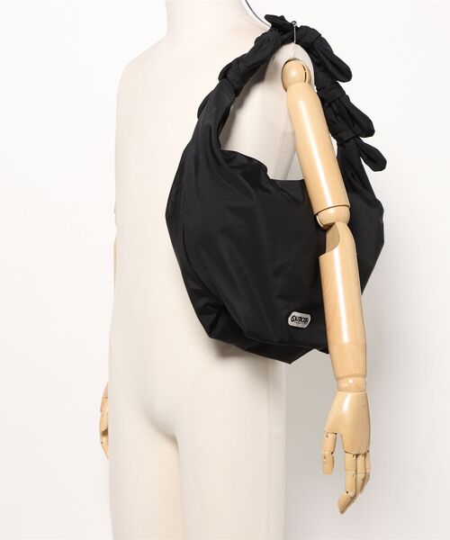 OUTDOOR PRODUCTS（アウトドアプロダクツ）の「【OUTDOOR PRODUCTS】リボンハンドルバッグ（ショルダーバッグ・メンズ・ブラック/アイボリー/ベージュ・FREE）」の8枚目の写真