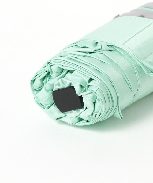 Ray BEAMS（レイビームス）の「パイピング 晴雨兼用 折りたたみ傘（折りたたみ傘・レディース・ミント/グレー・ONE SIZE）」の9枚目の写真