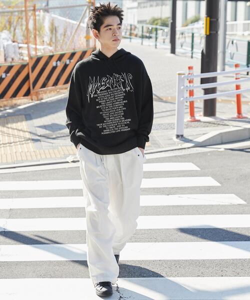 WEGO（ウィゴー）の「WEGO/グラフィックプリントニットパーカー（ニット/セーター・メンズ・ホワイト/ブラック・MEDIUM/LARGE）」の4枚目の写真