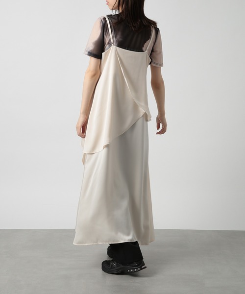 MAISON BREEZE reveur(メゾンブリーズレヴール)の「【MAISON BREEZE reveur】petal camisole dress one-piece(ワンピース・レディース・ブラック/グレイッシュベージュ/オフホワイト/レッド・FREE)」の12枚目の写真