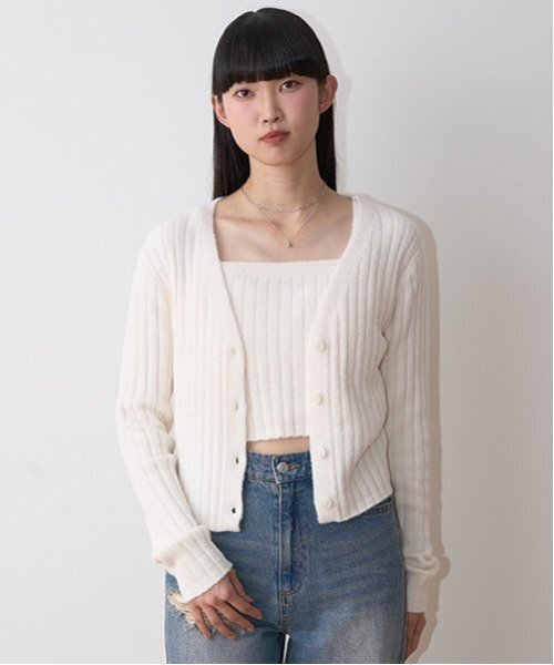 Mi-je(ミジェ)の「リブカーデキャミSET【韓国ファッション】(カーディガン/ボレロ・レディース・チャコール/ピンク/サックスブルー/アイボリー・F)」の2枚目の写真