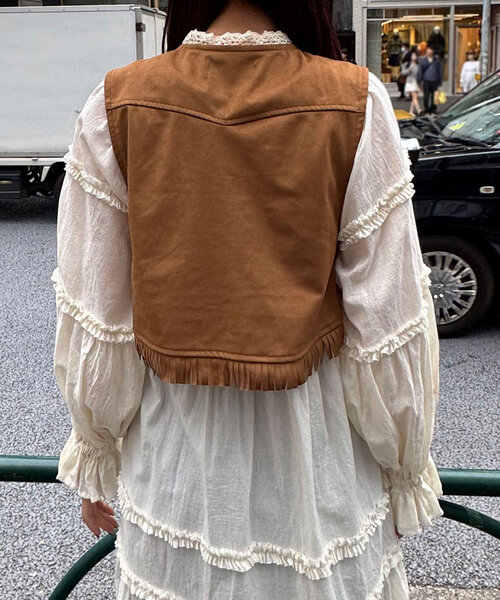 CIAOPANIC（チャオパニック）の「ウエスタンレーススウェードベスト（ベスト・レディース・ベージュ/ボルドー/ブラウン・ONE SIZE）」の18枚目の写真