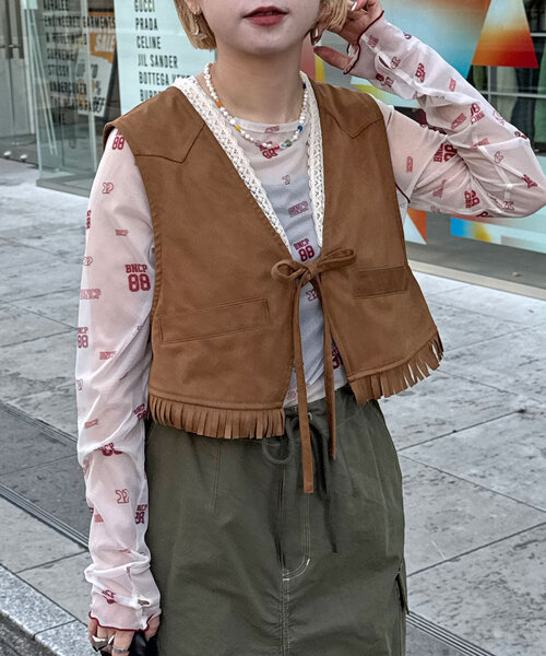 CIAOPANIC（チャオパニック）の「ウエスタンレーススウェードベスト（ベスト・レディース・ベージュ/ボルドー/ブラウン・ONE SIZE）」の22枚目の写真