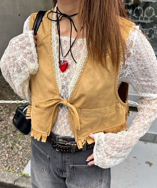 CIAOPANIC（チャオパニック）の「ウエスタンレーススウェードベスト（ベスト・レディース・ベージュ/ボルドー/ブラウン・ONE SIZE）」の13枚目の写真