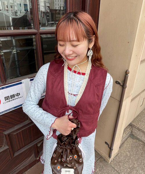 CIAOPANIC（チャオパニック）の「ウエスタンレーススウェードベスト（ベスト・レディース・ベージュ/ボルドー/ブラウン・ONE SIZE）」の10枚目の写真