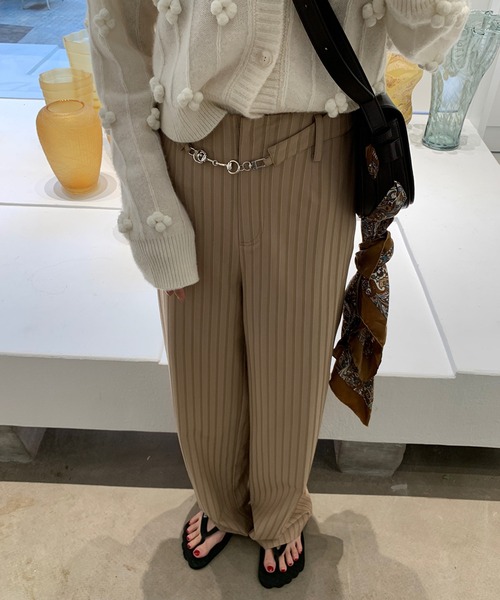 SUWDEE（スーディー）の「chain belt set slacks pants（その他パンツ・レディース・ベージュ・S/M/L）」の2枚目の写真