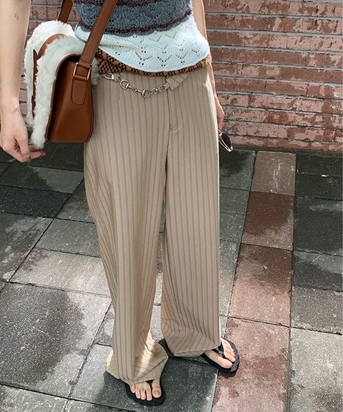 SUWDEE（スーディー）の「chain belt set slacks pants（その他パンツ・レディース・ベージュ・S/M/L）」の3枚目の写真