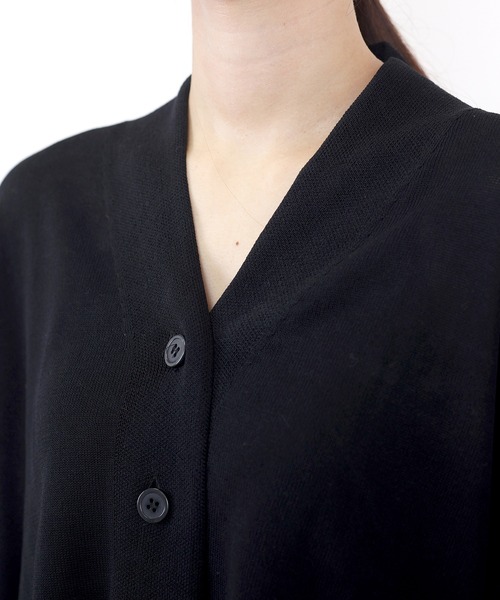 Aletta vita（アレッタビータ）の「UV加工リネンライクVネックカーディガン（カーディガン/ボレロ・レディース・オフホワイト/ブラック/ライトグレー/ライム・FREE）」の22枚目の写真