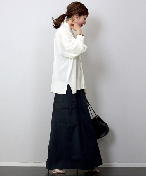 Aletta vita（アレッタビータ）の「UV加工リネンライクVネックカーディガン（カーディガン/ボレロ・レディース・オフホワイト/ブラック/ライトグレー/ライム・FREE）」の12枚目の写真