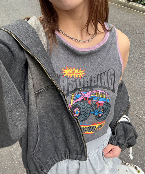 CIAOPANIC（チャオパニック）の「配色パイピングリブロゴタンクトップ（キャミソール・レディース・ライトグレー/アイボリー/チャコールグレー・ONE SIZE）」の2枚目の写真