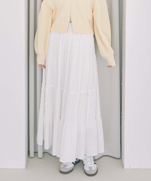 archives（アルシーヴ）の「コットンライクシャーリングティアードスカート（スカート・レディース・オフホワイト/アイボリー/ブラック・MEDIUM）」の2枚目の写真