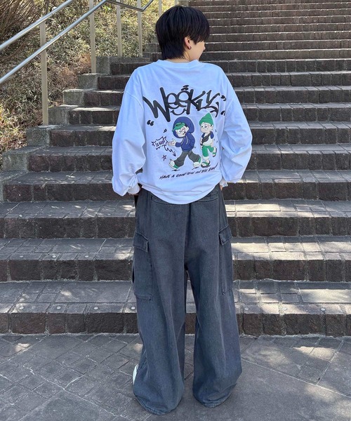 ILL'S(イルズ)の「ポップイラスト 発泡バックプリント クルーネックビッグシルエットロンT カットソー メンズ レディース(Tシャツ/カットソー・メンズ・ホワイト系その他3/ブラック系その他4/ブラック系その他2/ホワイト系その他2/ホワイト系その他4/ブラック系その他3・M/L)」の13枚目の写真