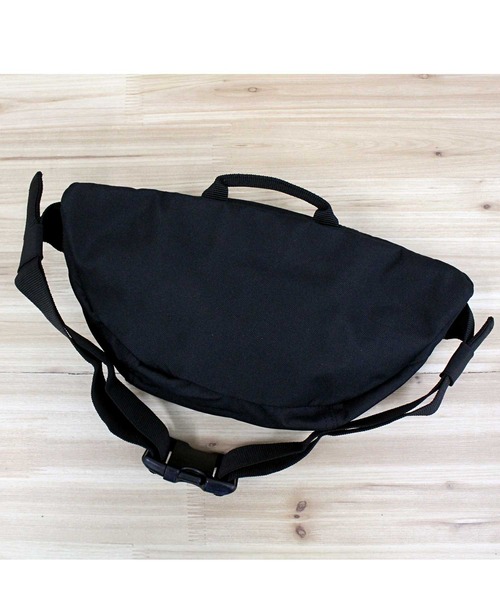 Carhartt（カーハート）の「クラシック ウエストパック Classic Waist Pack（ボディバッグ/ウエストポーチ・メンズ・カモフラージュ/ピンク/ブラウン/ブラック・O/S）」の21枚目の写真