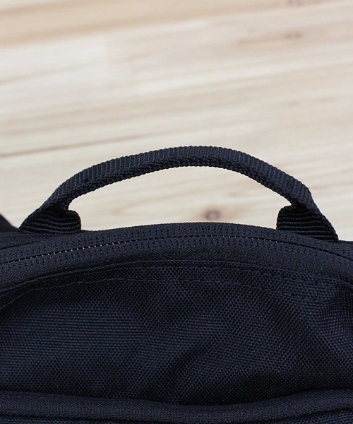 Carhartt（カーハート）の「クラシック ウエストパック Classic Waist Pack（ボディバッグ/ウエストポーチ・メンズ・カモフラージュ/ピンク/ブラウン/ブラック・O/S）」の15枚目の写真