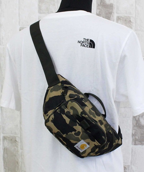 Carhartt（カーハート）の「クラシック ウエストパック Classic Waist Pack（ボディバッグ/ウエストポーチ・メンズ・カモフラージュ/ピンク/ブラウン/ブラック・O/S）」の18枚目の写真