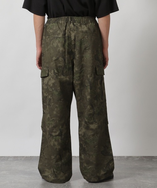 LAKOLE(ラコレ)の「迷彩カーゴパンツ/326876(カーゴパンツ・メンズ・カーキ・MEDIUM/LARGE/SMALL)」の16枚目の写真