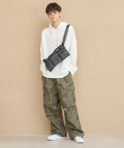 LAKOLE(ラコレ)の「迷彩カーゴパンツ/326876(カーゴパンツ・メンズ・カーキ・MEDIUM/LARGE/SMALL)」の19枚目の写真