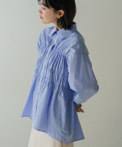 Bou Jeloud(ブージュルード)の「ギャザーデザインシャツ(シャツ/ブラウス・レディース・ブルー/ホワイト・38)」の17枚目の写真