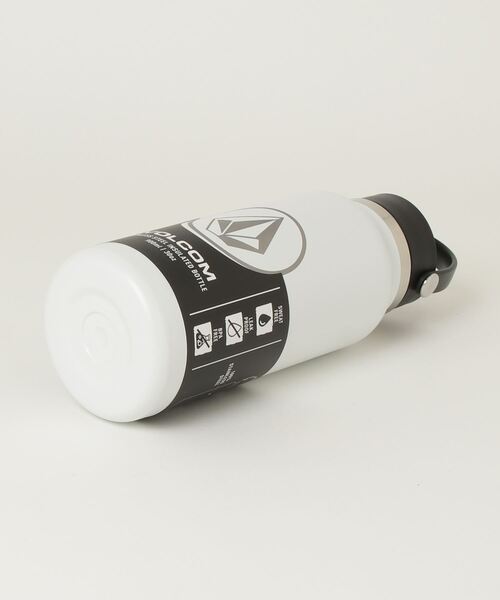 VOLCOM(ボルコム)の「【VOLCOM】 METALCORE BOTTLE(グラス/マグカップ/タンブラー・メンズ・ホワイト/ブラック・O/S)」の4枚目の写真