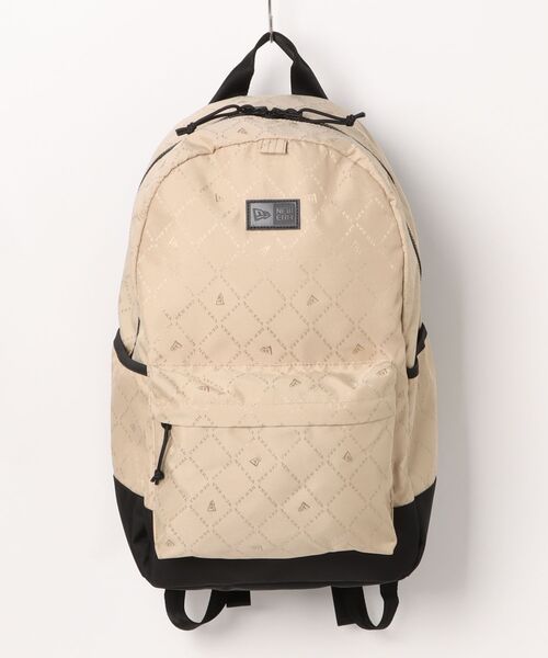 NEW ERA（ニューエラ）の「【NEW ERA/ニューエラ】LIGHT PACK（バックパック/リュック・メンズ・ブラック/ストーン/ブラック系その他/サンドベージュ/オリーブ・FREE）」の3枚目の写真