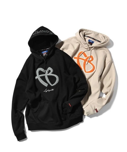 LFYT(エルエフワイティー)の「LFYT ラファイエット【Lafayette】× フブ【FUBU】- パーカー【CHENILLE PATCH HOODIE LE250502】(パーカー・メンズ・アイボリー/ブラック・LARGE/X-LARGE/MEDIUM/XX-LARGE)」の14枚目の写真