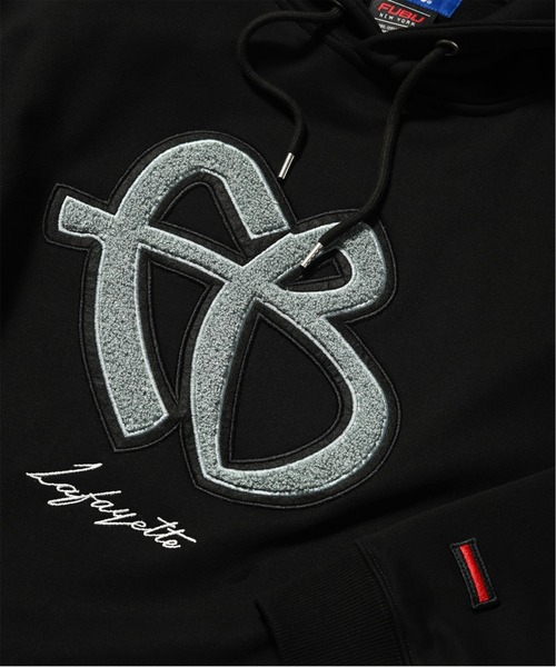 LFYT(エルエフワイティー)の「LFYT ラファイエット【Lafayette】× フブ【FUBU】- パーカー【CHENILLE PATCH HOODIE LE250502】(パーカー・メンズ・アイボリー/ブラック・LARGE/X-LARGE/MEDIUM/XX-LARGE)」の11枚目の写真
