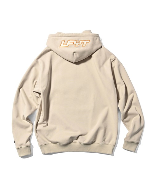 LFYT(エルエフワイティー)の「LFYT ラファイエット【Lafayette】× フブ【FUBU】- パーカー【CHENILLE PATCH HOODIE LE250502】(パーカー・メンズ・アイボリー/ブラック・LARGE/X-LARGE/MEDIUM/XX-LARGE)」の4枚目の写真
