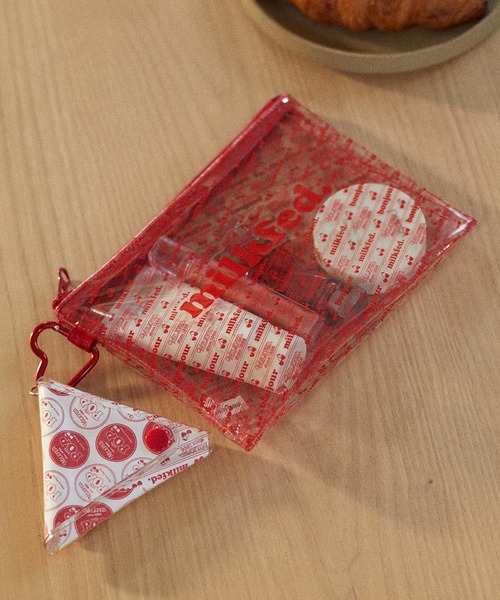 MILKFED.（ミルクフェド）の「CHERRIES PRINT PVC POUCH（ポーチ・レディース・ピンク/レッド/パープル・ONE SIZE）」の4枚目の写真