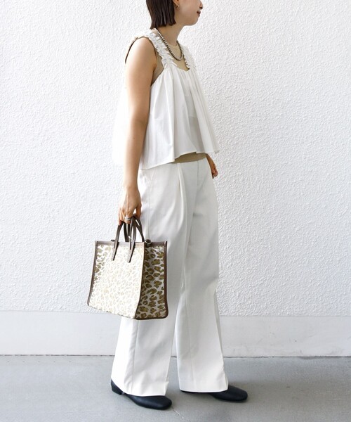 SHIPS（シップス）の「【WEB限定】〈洗濯機可能〉ショルダー フリル キャミソール（キャミソール・レディース・ホワイト/ブラック/スモークピンク・ONE SIZE）」の20枚目の写真