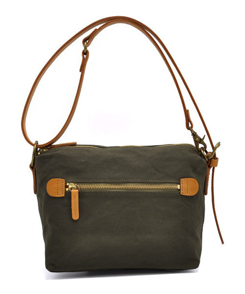CLEDRAN(クレドラン)の「【帆布×本厚ヌメ】CL2039 INNO 2WAY SHOULDER M(ショルダーバッグ・レディース・グリーン/ベージュ/ブラック・FREE)」の8枚目の写真