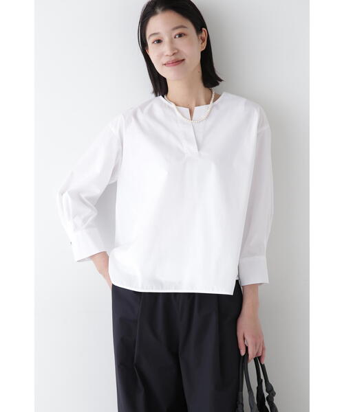human woman（ヒューマンウーマン）の「◆スキッパーブロードブラウス（シャツ/ブラウス・レディース・ホワイト/ブルー系その他3・MEDIUM）」の4枚目の写真