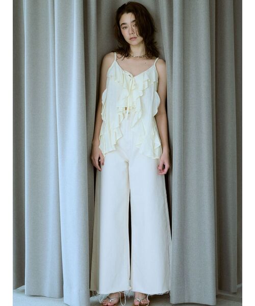 Ungrid(アングリッド)の「カットオフバギールーズデニム(デニムパンツ・レディース・ライトブルー/アイボリー・24inch/25inch/26inch)」の3枚目の写真