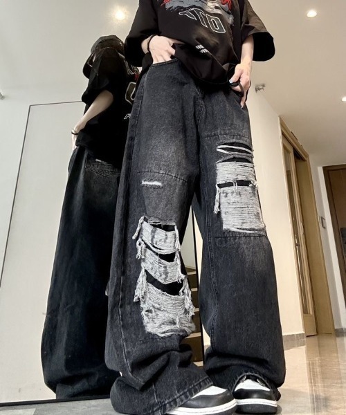 FreeZone(フリーゾーン)の「ワイドダメージデニムパンツ(デニムパンツ・メンズ・ブルー/ブラック・S/M/L)」の6枚目の写真