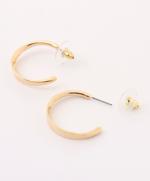 grace grace （グラスグラス）の「ニュアンスG型ピアス（ピアス（両耳用）・レディース・シルバー/ゴールド・FREE）」の6枚目の写真