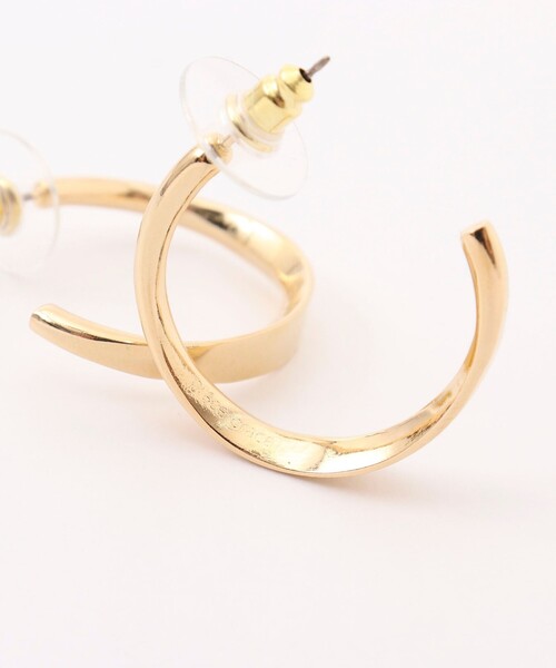 grace grace （グラスグラス）の「ニュアンスG型ピアス（ピアス（両耳用）・レディース・シルバー/ゴールド・FREE）」の7枚目の写真