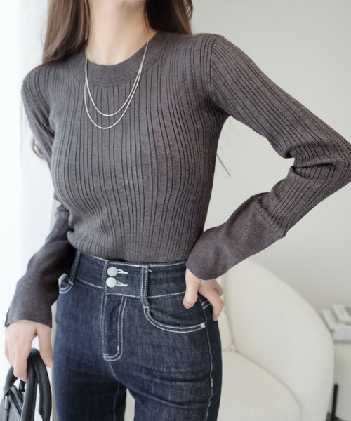 mily bilet（ミウィビレット）の「【mily bilet】大人可愛い素材とシルエット♪袖ボタン使いランダムリブニット（長袖）（ニット/セーター・レディース・ベージュ/ブラック/アイボリー/チャコールグレー・LARGE/MEDIUM/SMALL/X-LARGE）」の8枚目の写真