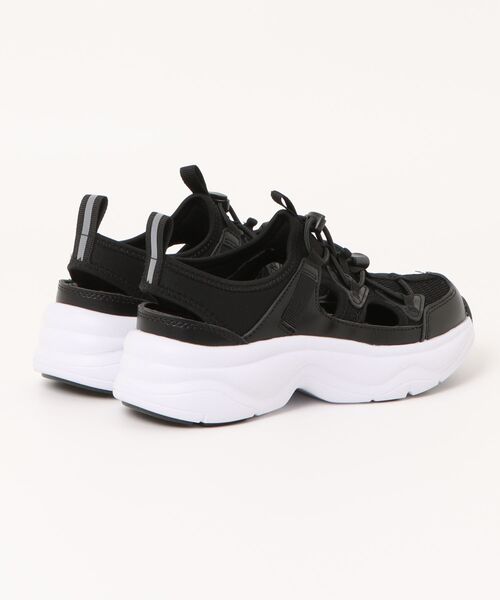 MAD FOOT（マッドフット）の「MADFOOT! マッドフット キッズ 厚底スニーカーサンダル【幅広3E】スポーツサンダル スポサン サマーシューズ 250009（サンダル・キッズ・ベージュ/ブラック系その他/ブラック×ホワイト・24.0cm/22.0cm/21.0cm/23.0cm/20.0cm）」の5枚目の写真