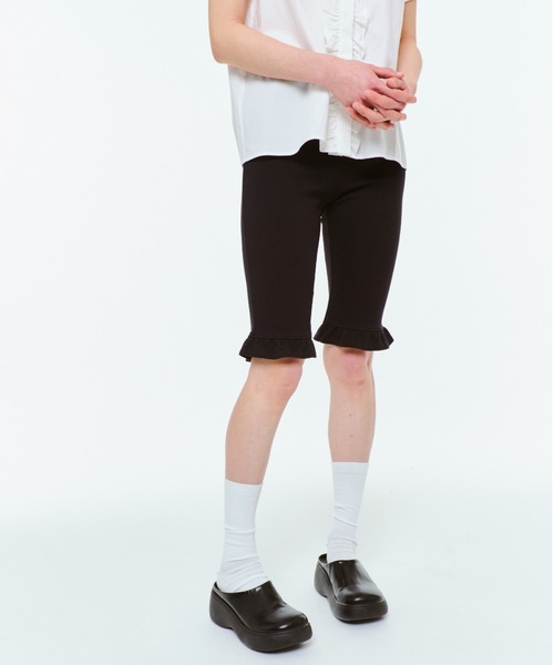 FEKETE（フェケテ）の「FRILL LEGGINGS / 七分丈フリルレギンス