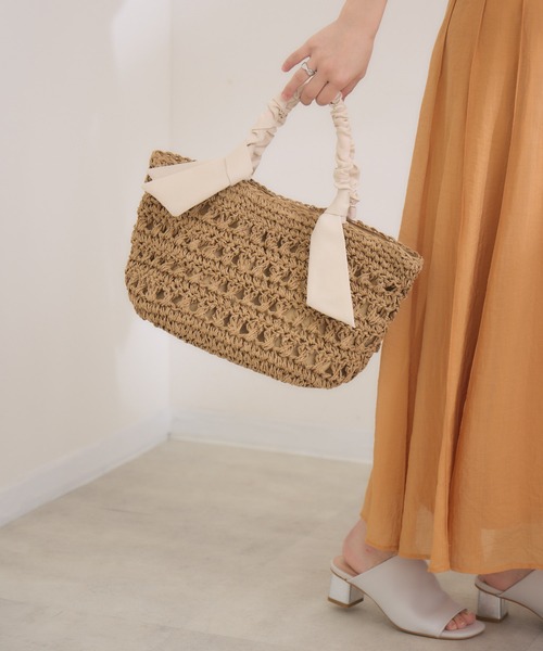 KATHARINE ROSS(キャサリンロス)の「【KATHARINE ROSS】リボンハンドルペーパーバッグ WEB限定(かごバッグ・レディース・ブラック/ライトベージュ/ピンクベージュ・MEDIUM)」の6枚目の写真